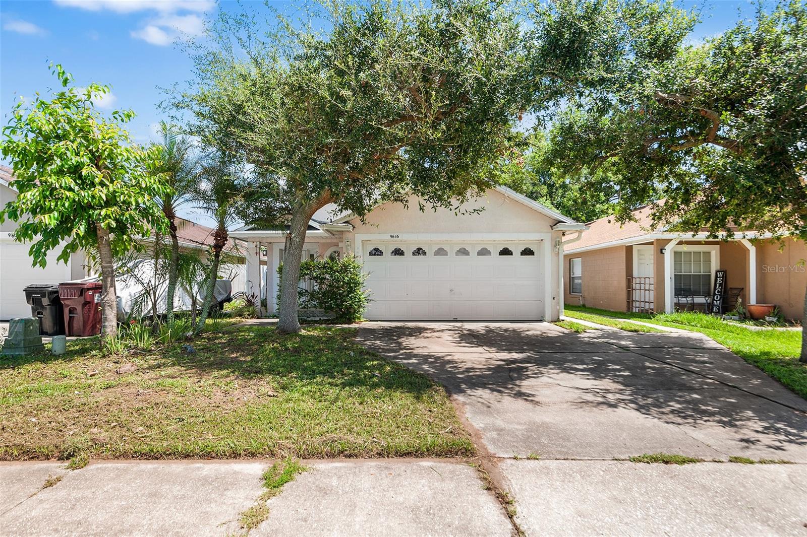 Single Family Residence in ORLANDO, FL - Daniel Dourado