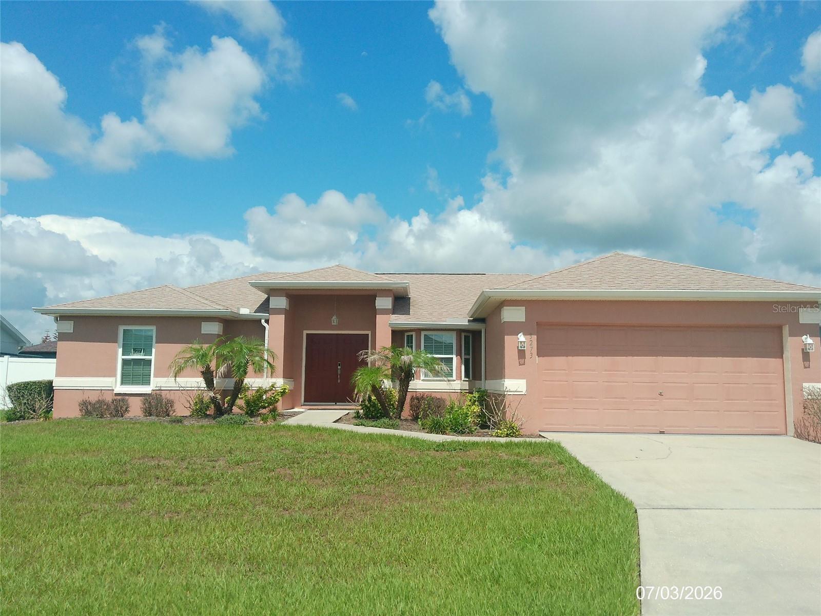 Single Family Residence in LAKELAND, FL - Daniel Dourado