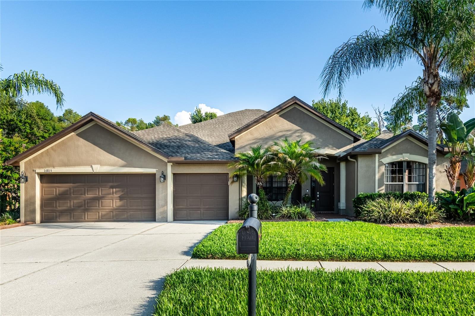 Single Family Residence in LAND O LAKES, FL - Daniel Dourado