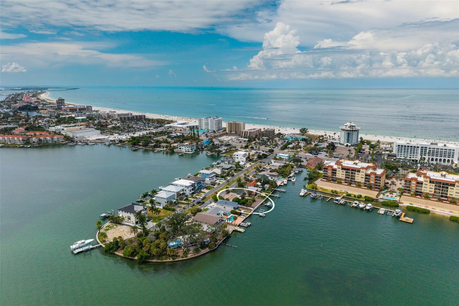 Single Family Residence in ST PETE BEACH, FL - Daniel Dourado