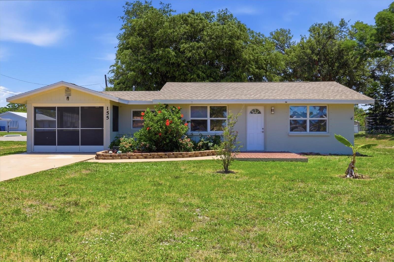 Single Family Residence in ENGLEWOOD, FL - Daniel Dourado