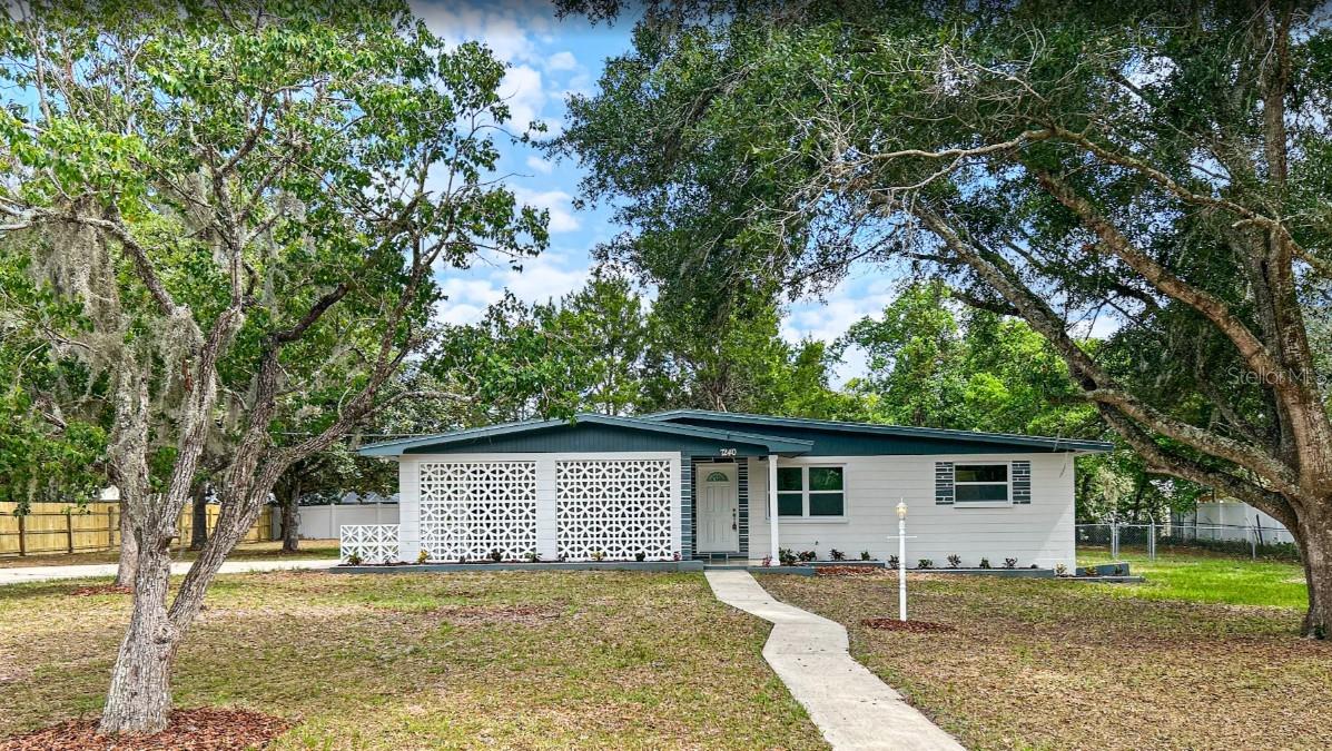Single Family Residence em CRYSTAL RIVER, FL - Daniel Dourado