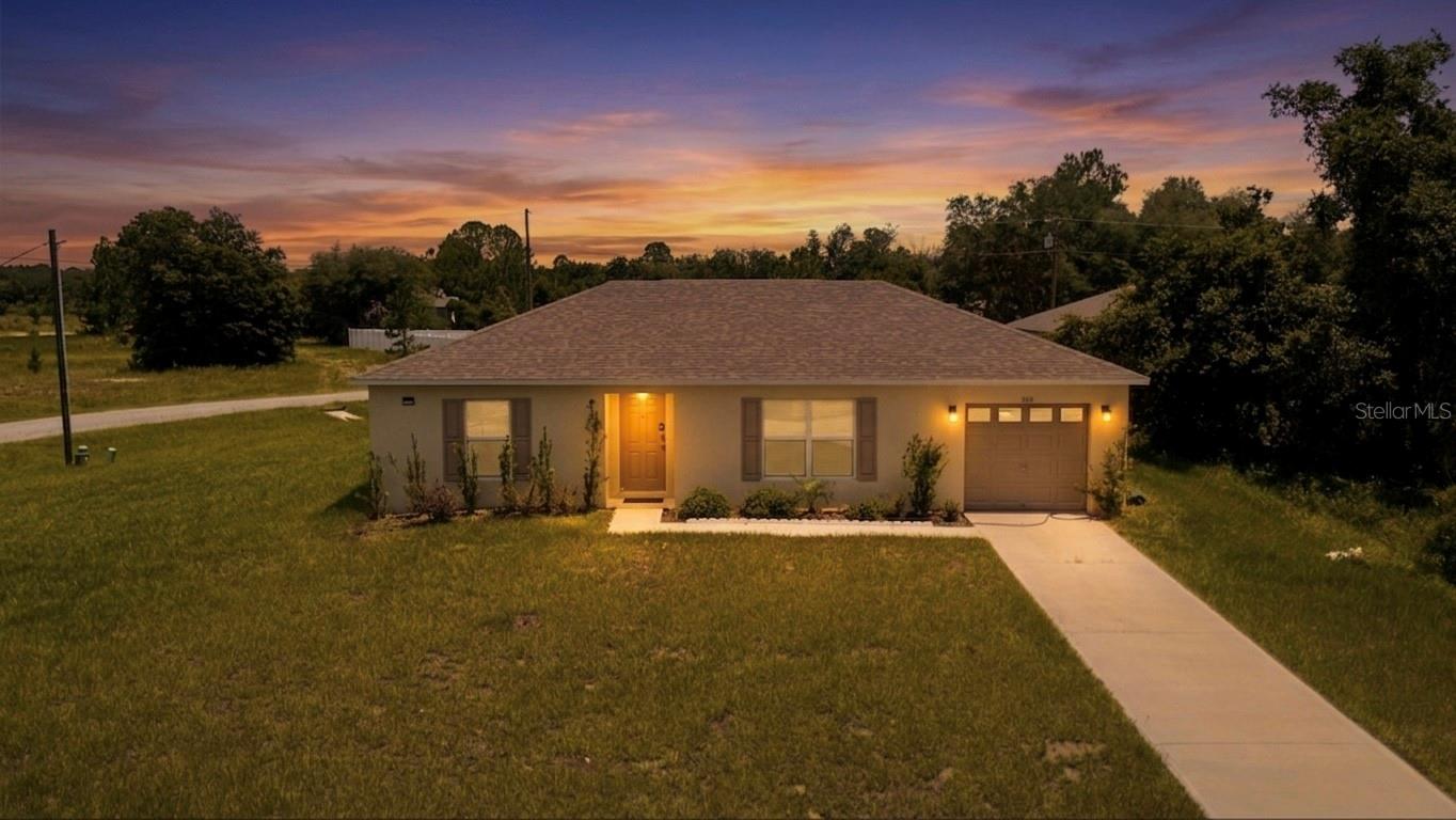 Single Family Residence em KISSIMMEE, FL - Daniel Dourado