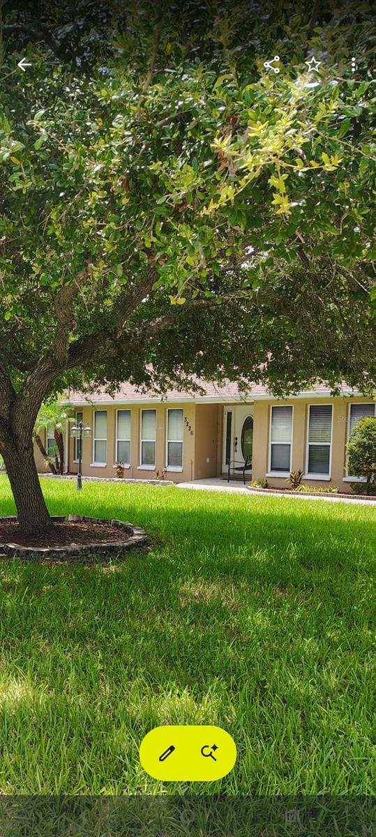 Single Family Residence in DOVER, FL - Daniel Dourado