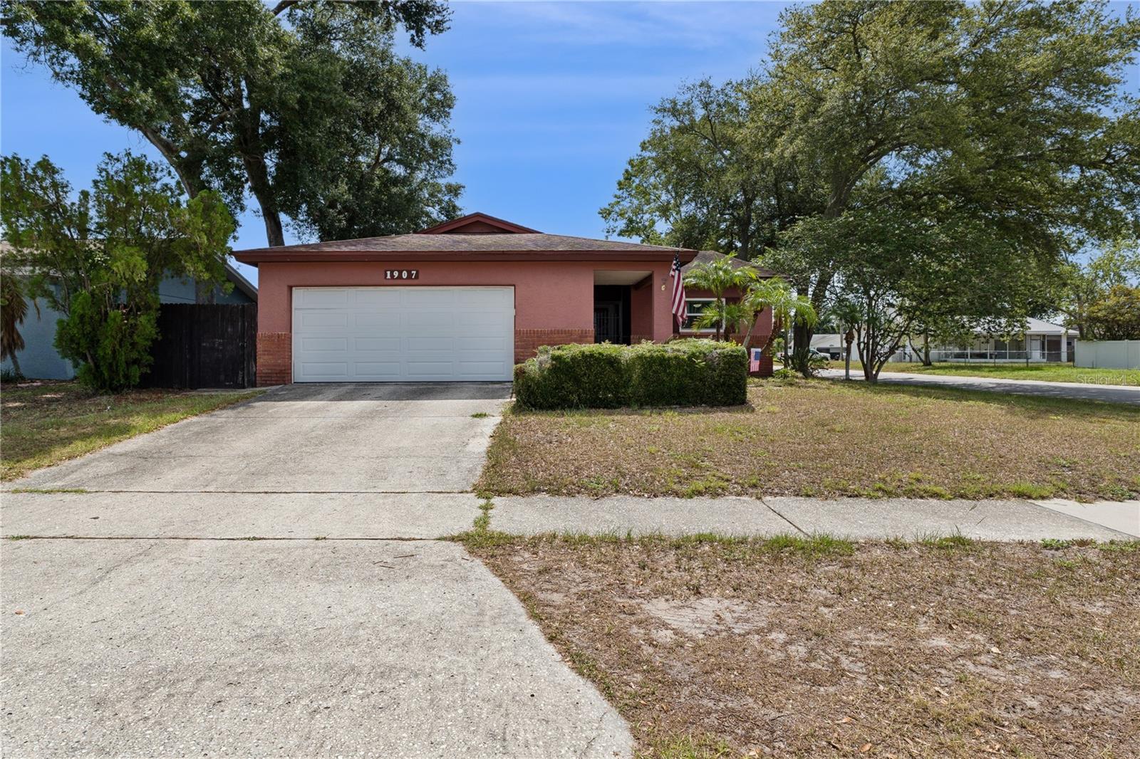 Single Family Residence em PALM HARBOR, FL - Daniel Dourado