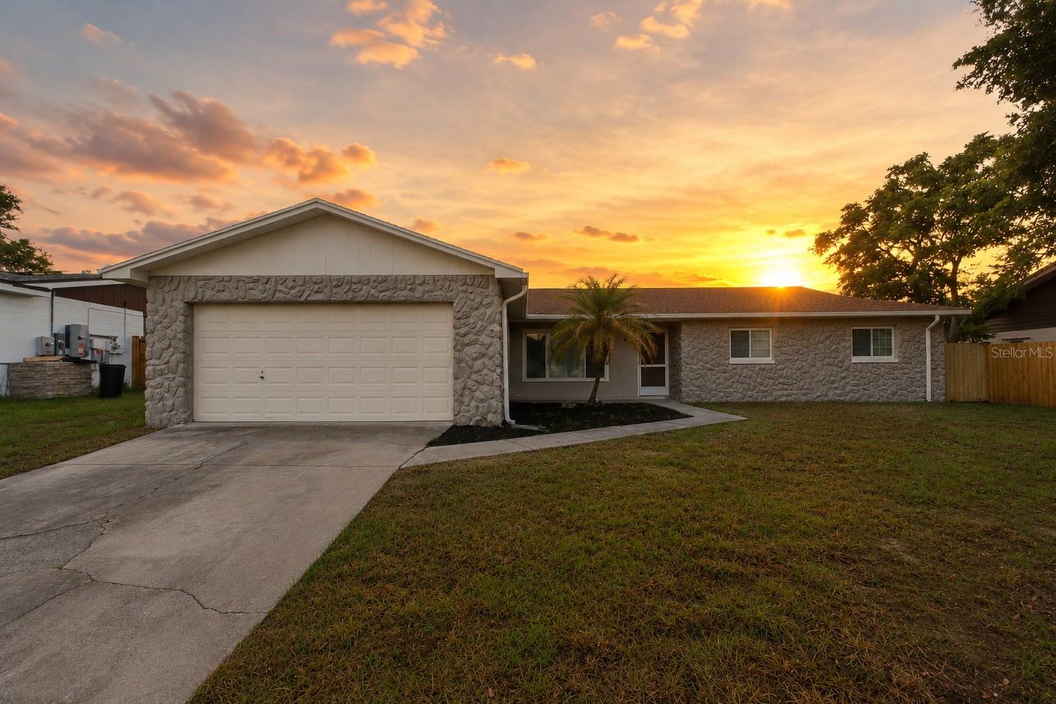 Single Family Residence em VALRICO, FL - Daniel Dourado