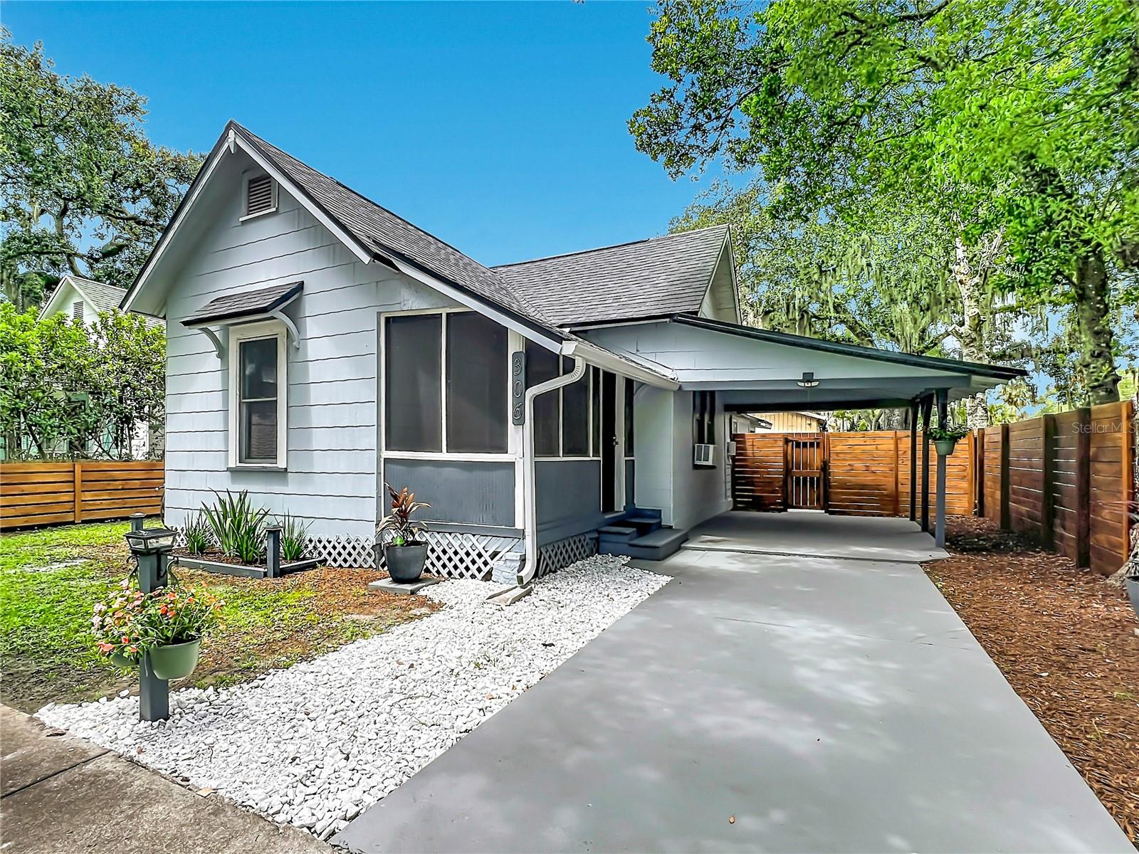 Single Family Residence em SANFORD, FL - Daniel Dourado