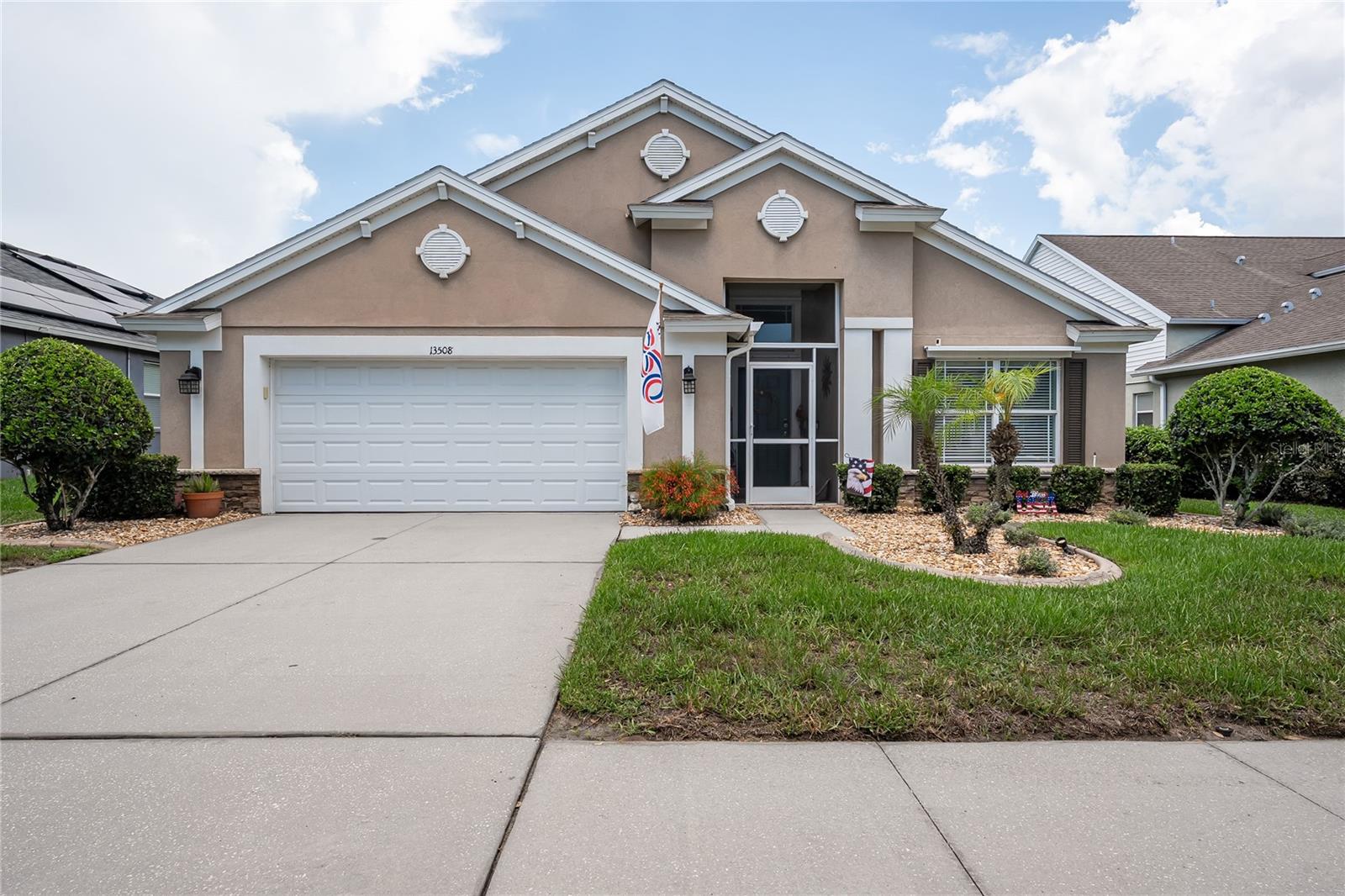 Single Family Residence in HUDSON, FL - Daniel Dourado