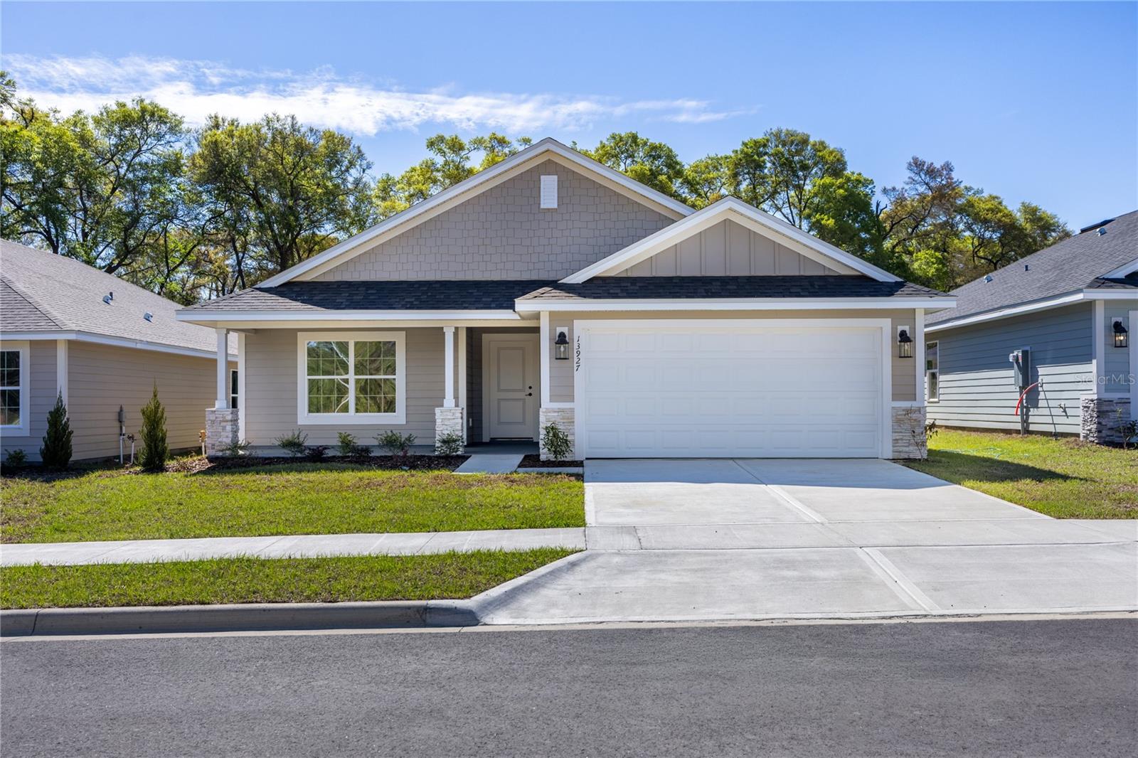 Single Family Residence em ALACHUA, FL - Daniel Dourado