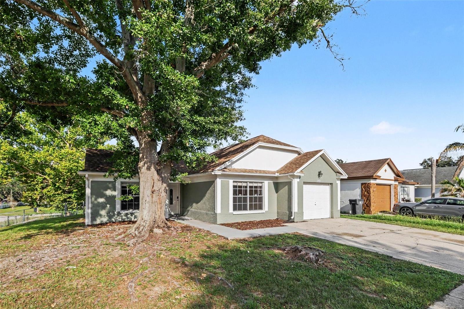 Single Family Residence em VALRICO, FL - Daniel Dourado