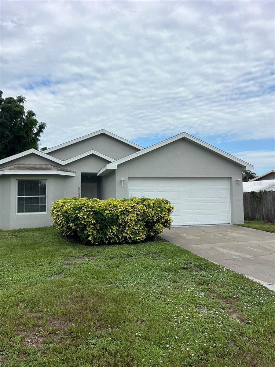 Single Family Residence em OKEECHOBEE, FL - Daniel Dourado