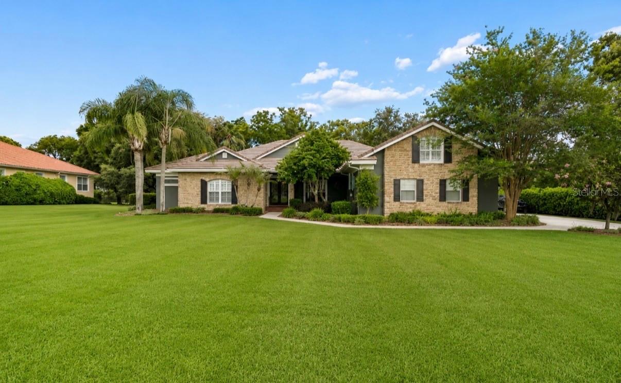 Single Family Residence in DADE CITY, FL - Daniel Dourado