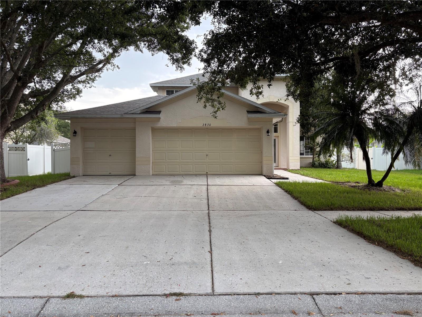 Single Family Residence em VALRICO, FL - Daniel Dourado