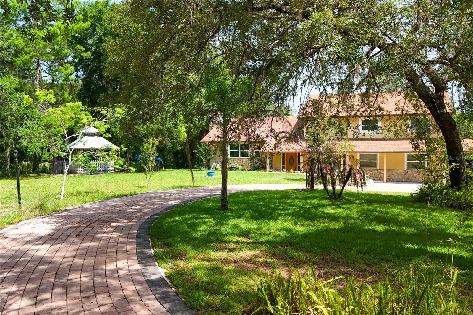 Single Family Residence em WINTER SPRINGS, FL - Daniel Dourado