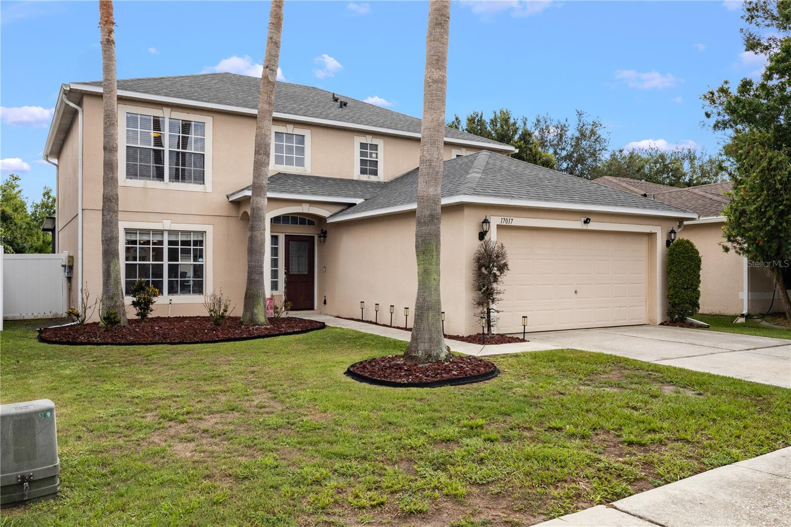 Single Family Residence in LAND O LAKES, FL - Daniel Dourado