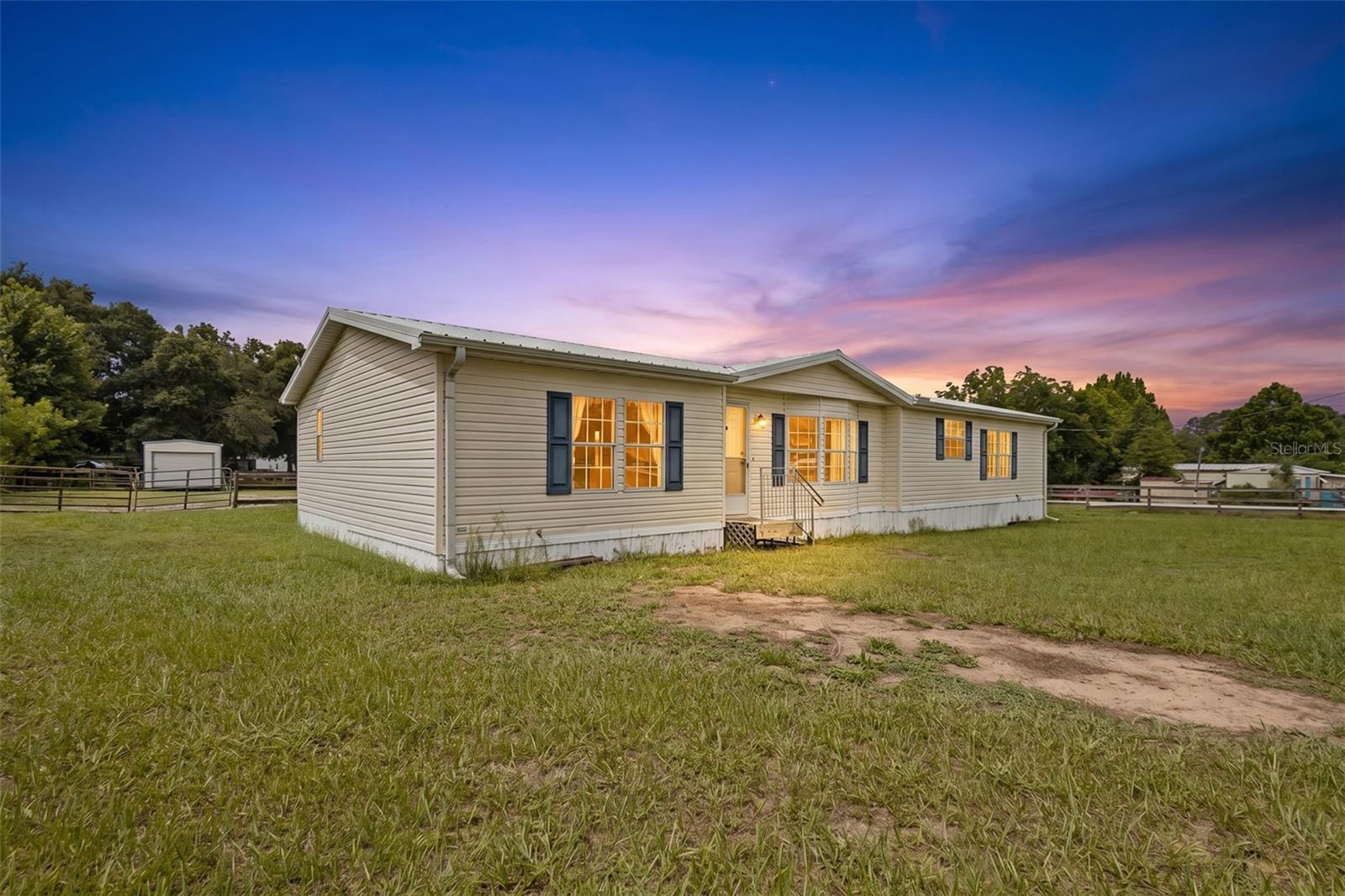 Manufactured Home in OCALA, FL - Daniel Dourado