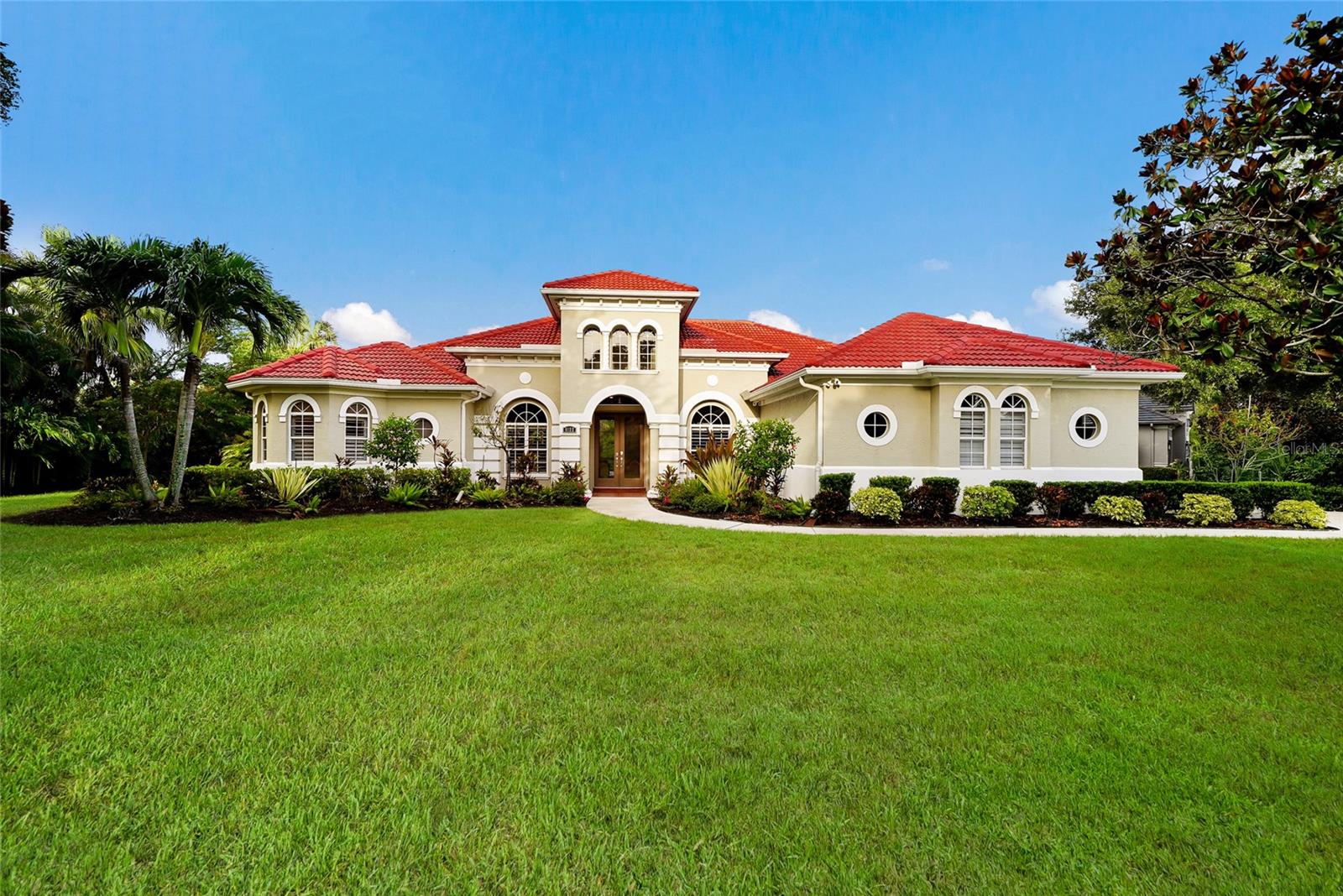 Single Family Residence in LAKEWOOD RANCH, FL - Daniel Dourado