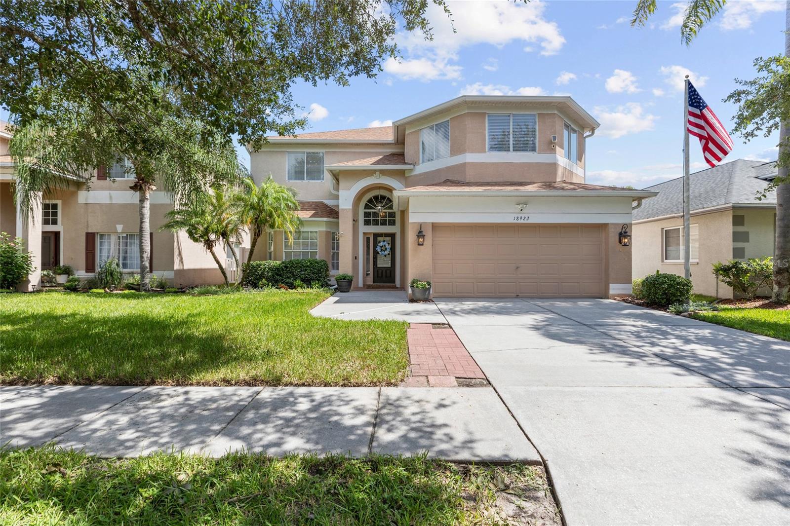 Single Family Residence em LUTZ, FL - Daniel Dourado