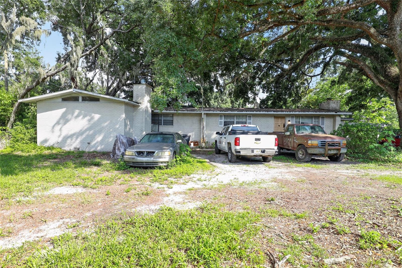Single Family Residence em THONOTOSASSA, FL - Daniel Dourado