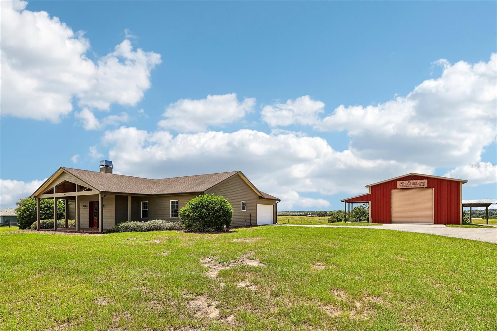 Single Family Residence in HAINES CITY, FL - Daniel Dourado