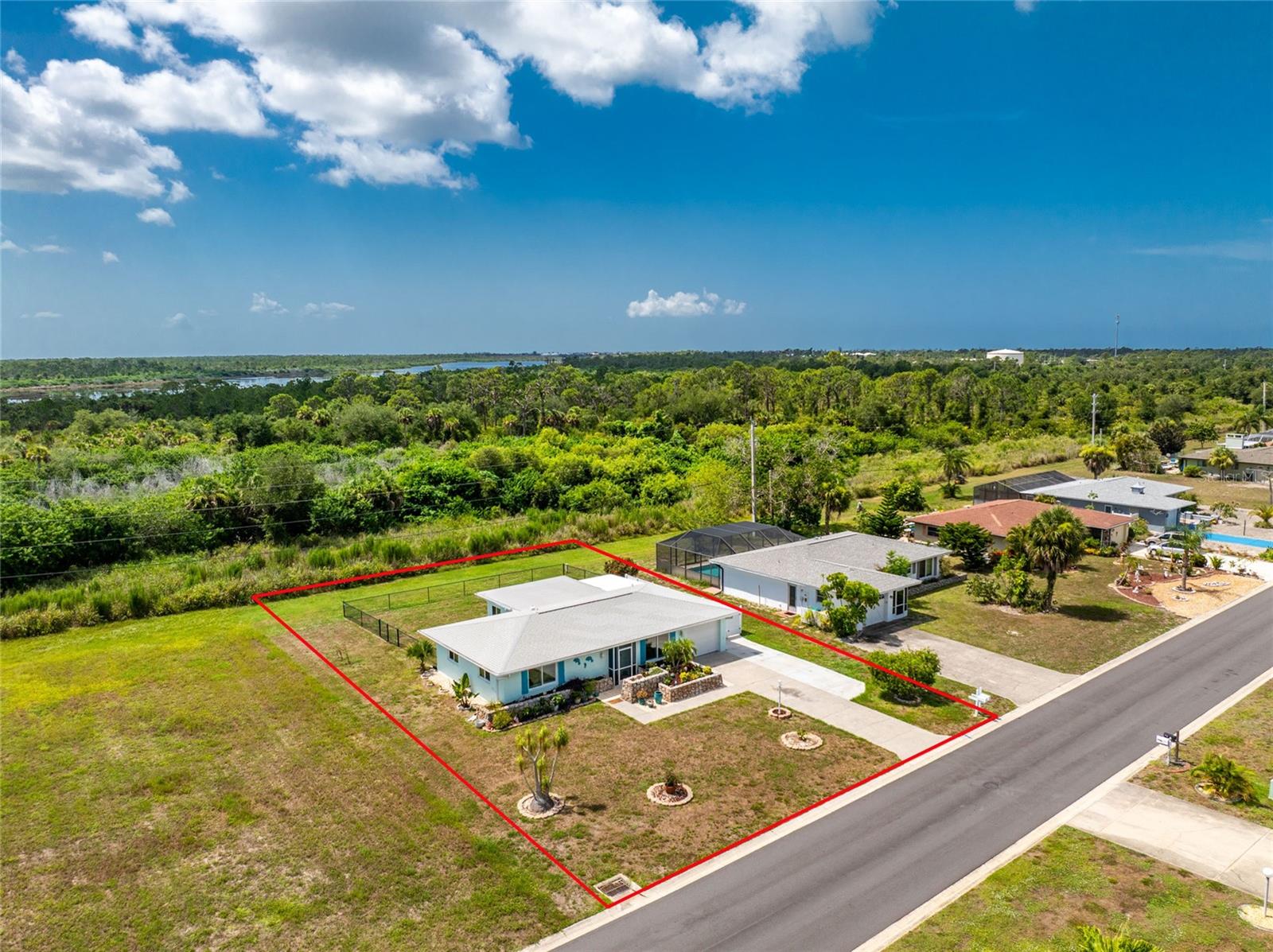 Single Family Residence em ROTONDA WEST, FL - Daniel Dourado