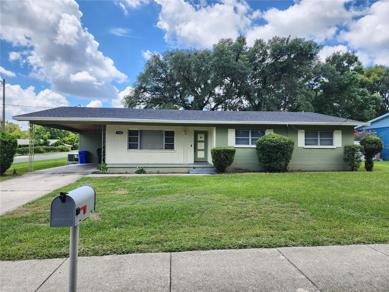Single Family Residence in LAKELAND, FL - Daniel Dourado