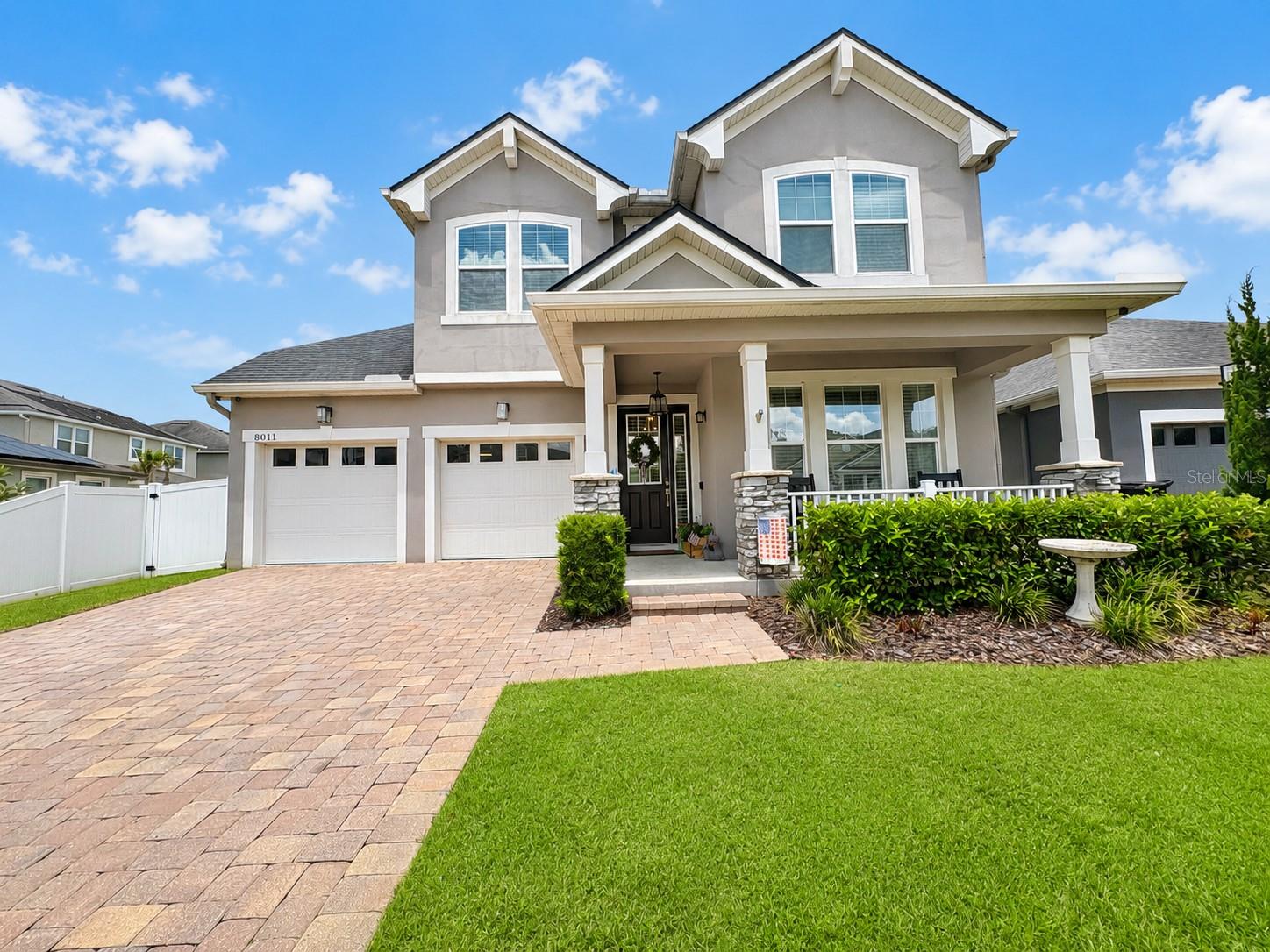 Single Family Residence in ORLANDO, FL - Daniel Dourado