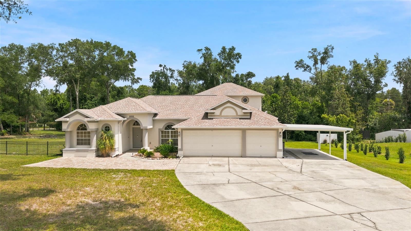 Single Family Residence em BROOKSVILLE, FL - Daniel Dourado