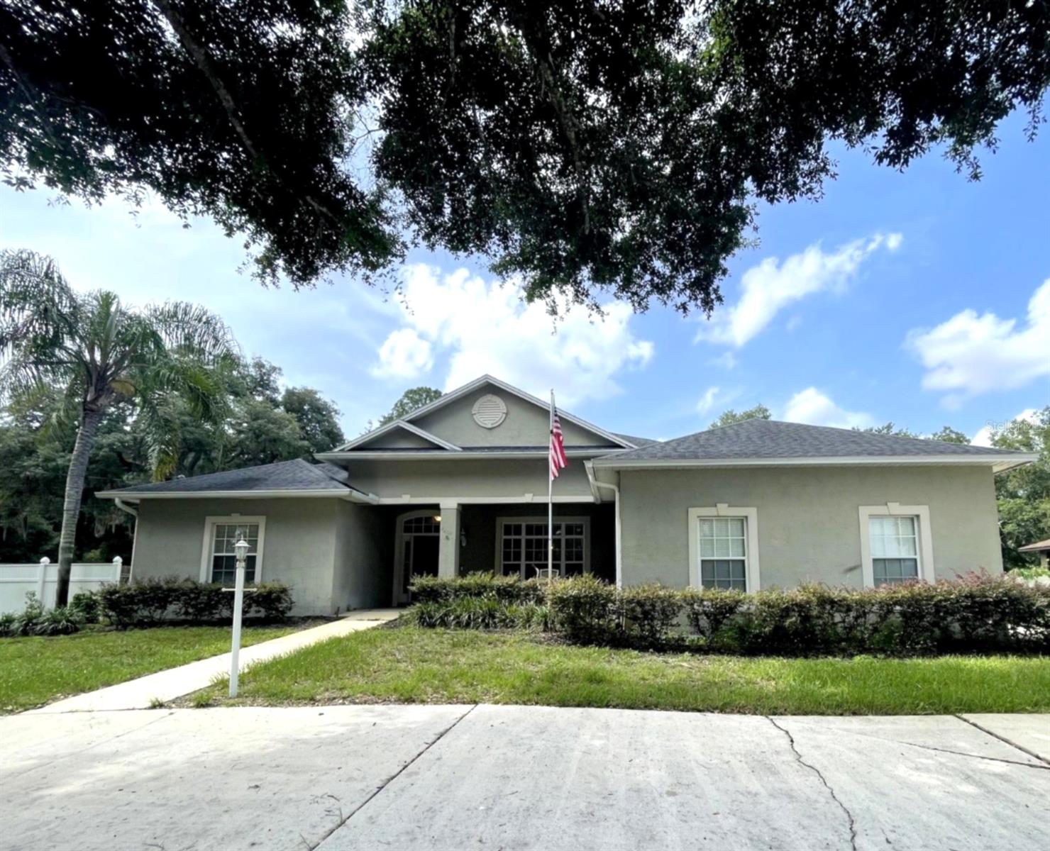 Single Family Residence em APOPKA, FL - Daniel Dourado