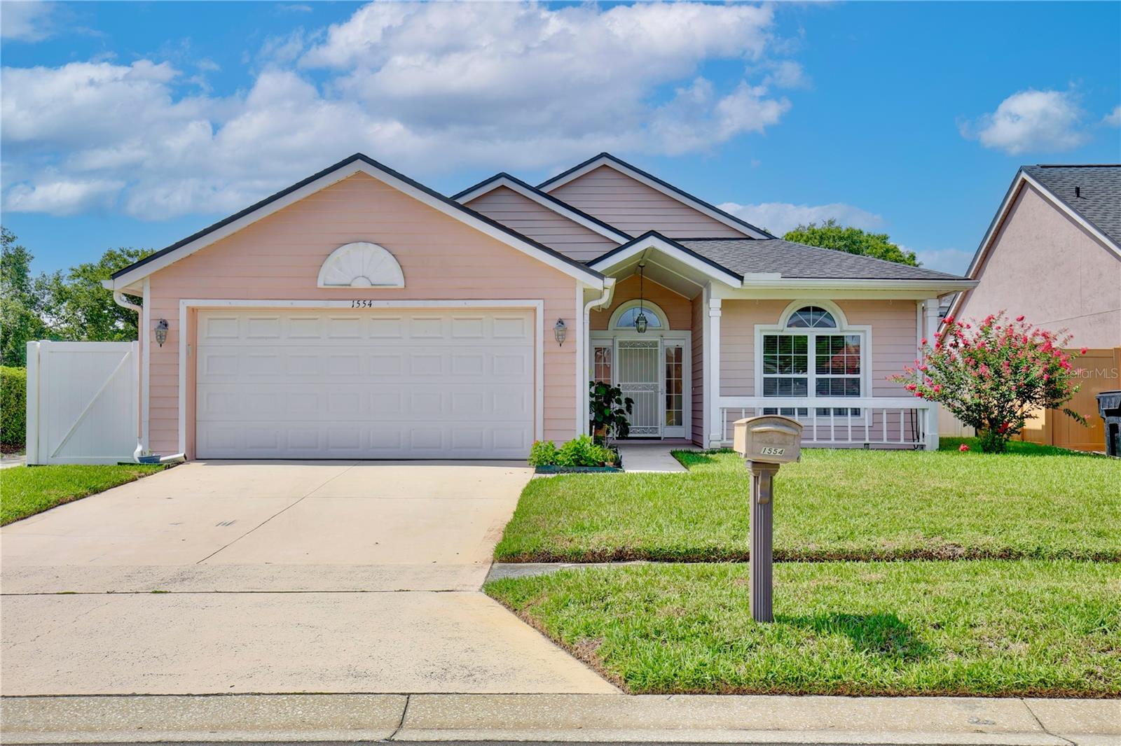 Single Family Residence em APOPKA, FL - Daniel Dourado