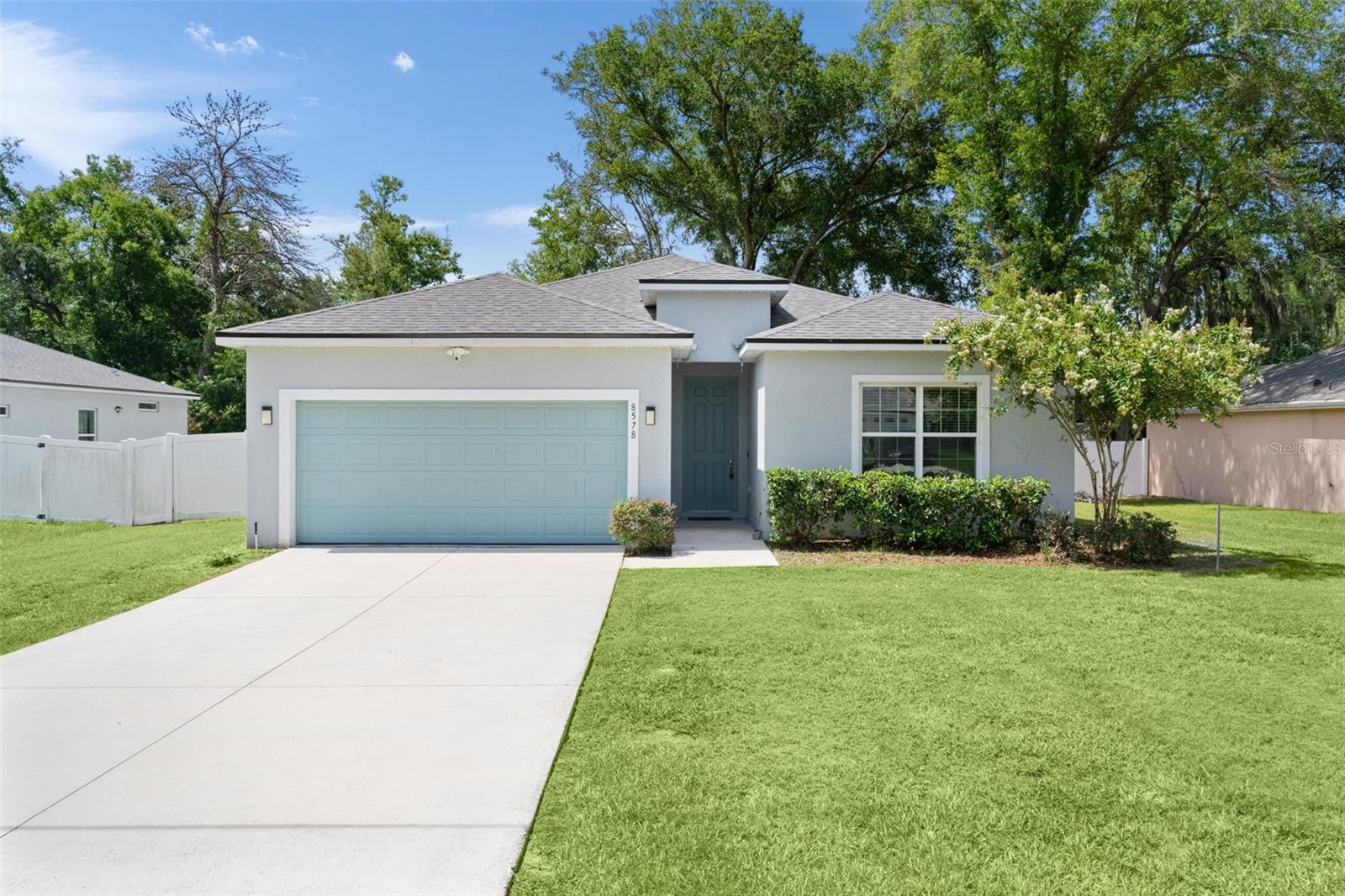 Single Family Residence em SUMMERFIELD, FL - Daniel Dourado