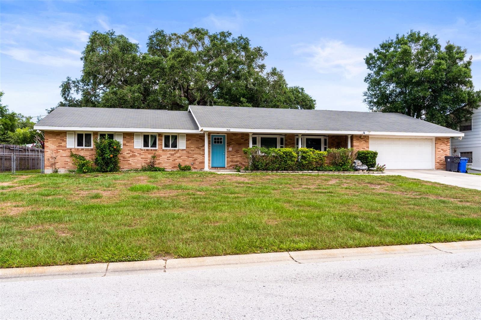 Single Family Residence em BRANDON, FL - Daniel Dourado