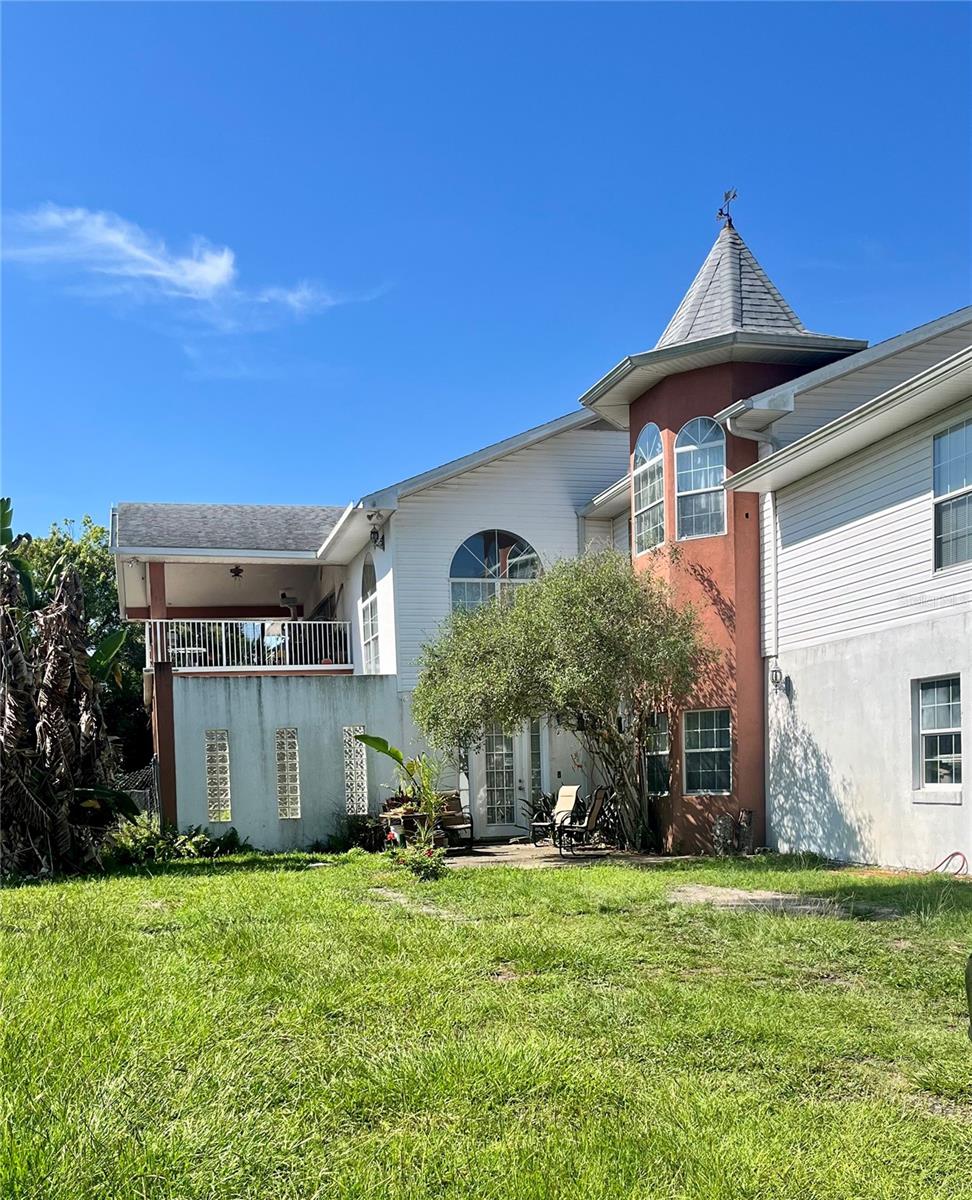 Single Family Residence em EDGEWATER, FL - Daniel Dourado