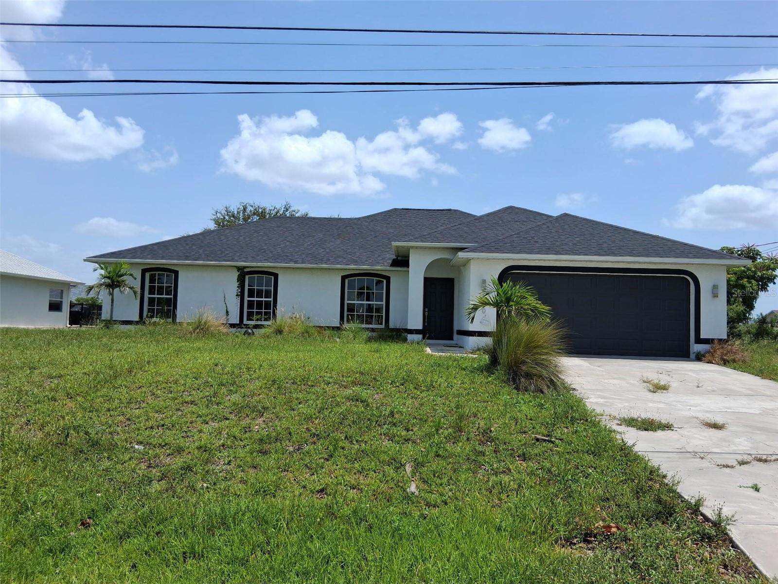 Single Family Residence em CAPE CORAL, FL - Daniel Dourado