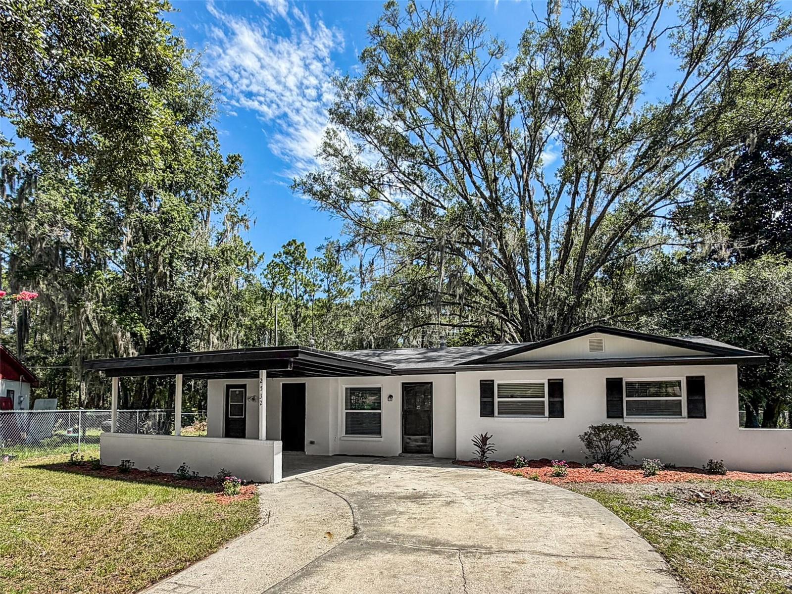 Single Family Residence em GAINESVILLE, FL - Daniel Dourado