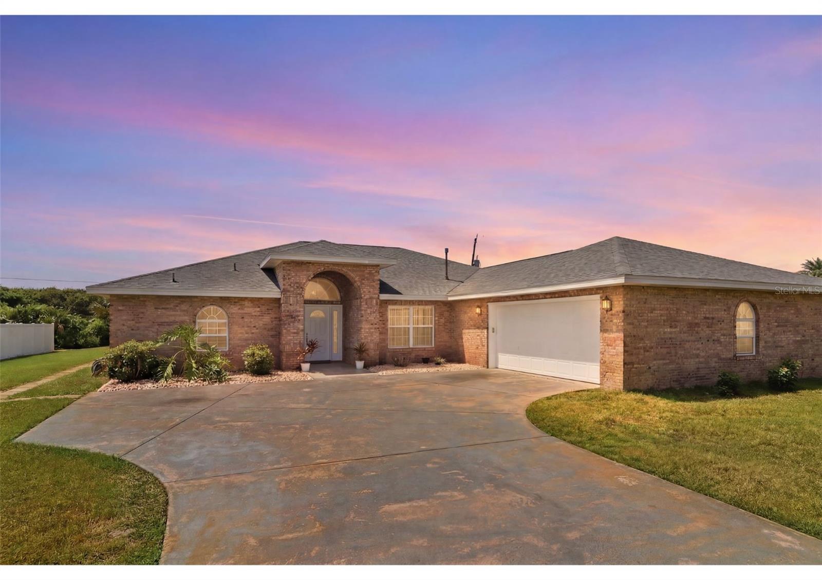 Single Family Residence em PALM COAST, FL - Daniel Dourado