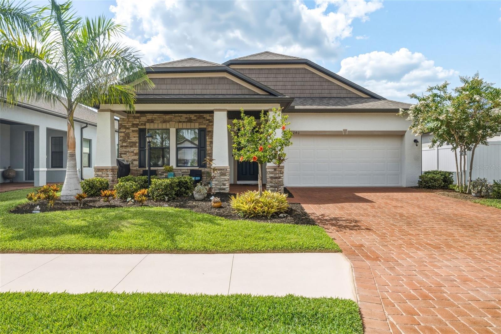 Single Family Residence in PORT CHARLOTTE, FL - Daniel Dourado