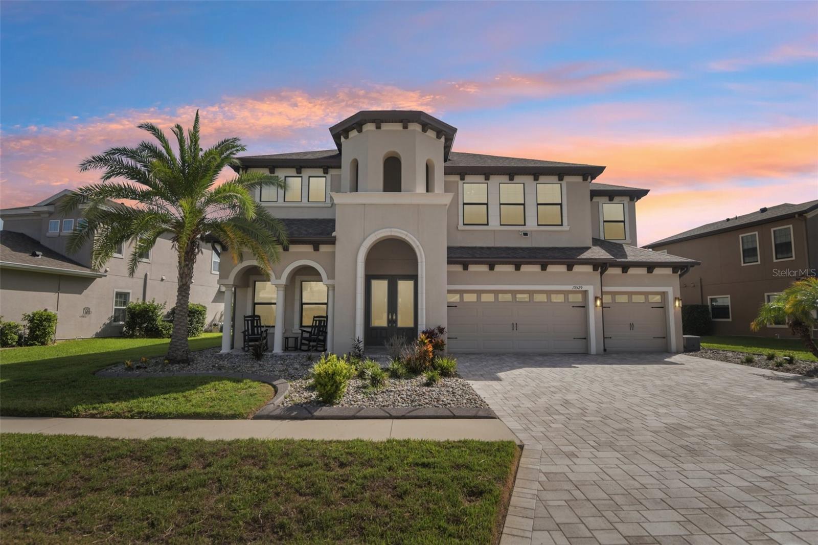 Single Family Residence in LAND O LAKES, FL - Daniel Dourado
