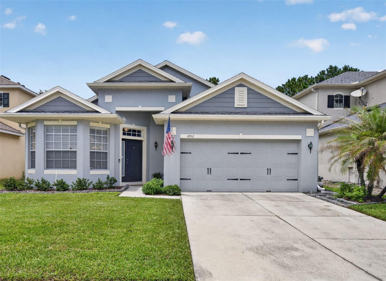 Single Family Residence in OVIEDO, FL - Daniel Dourado