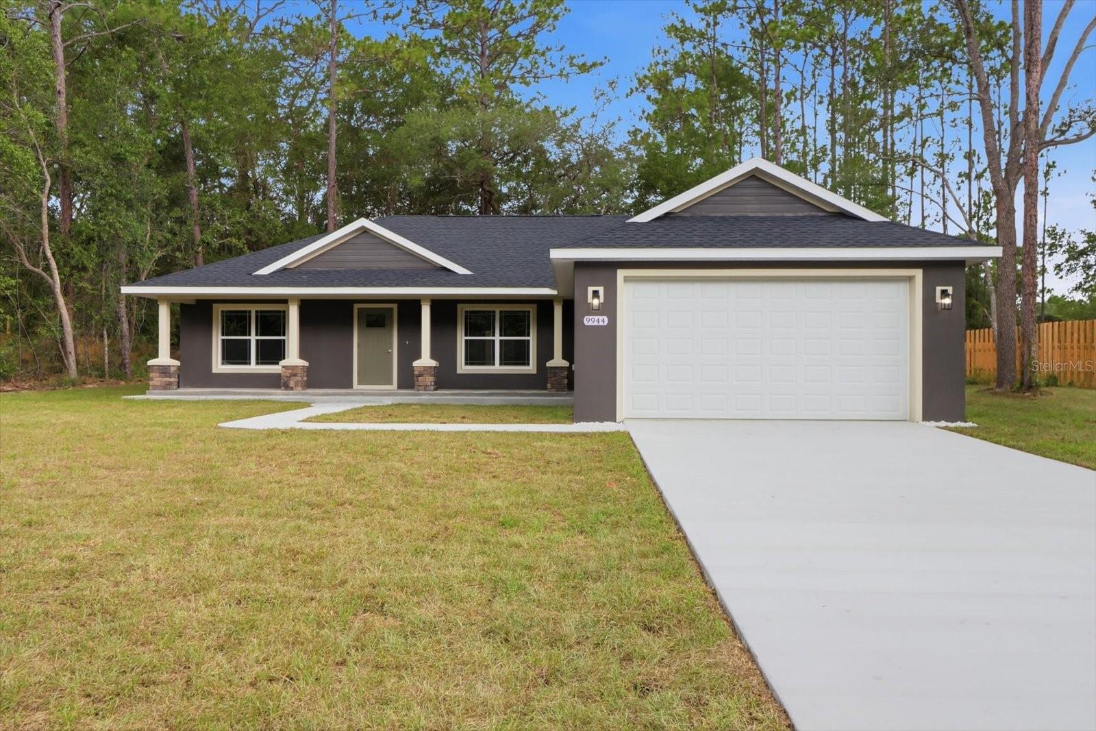 Single Family Residence in CITRUS SPRINGS, FL - Daniel Dourado