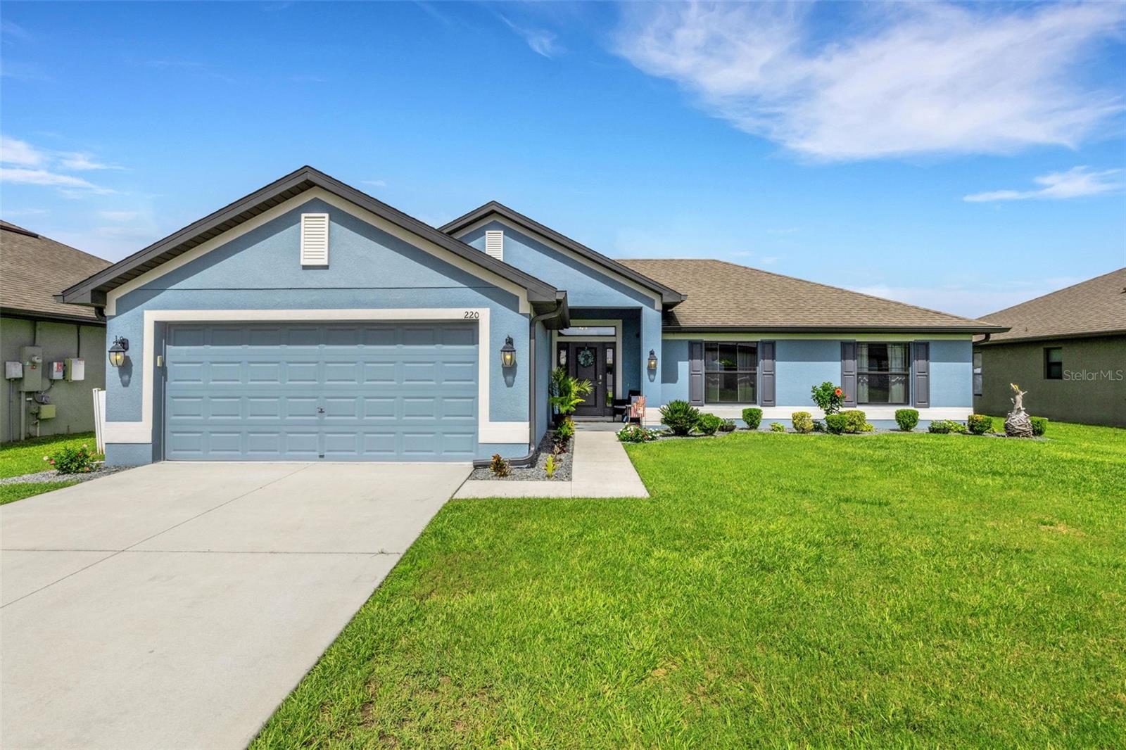 Single Family Residence in MULBERRY, FL - Daniel Dourado