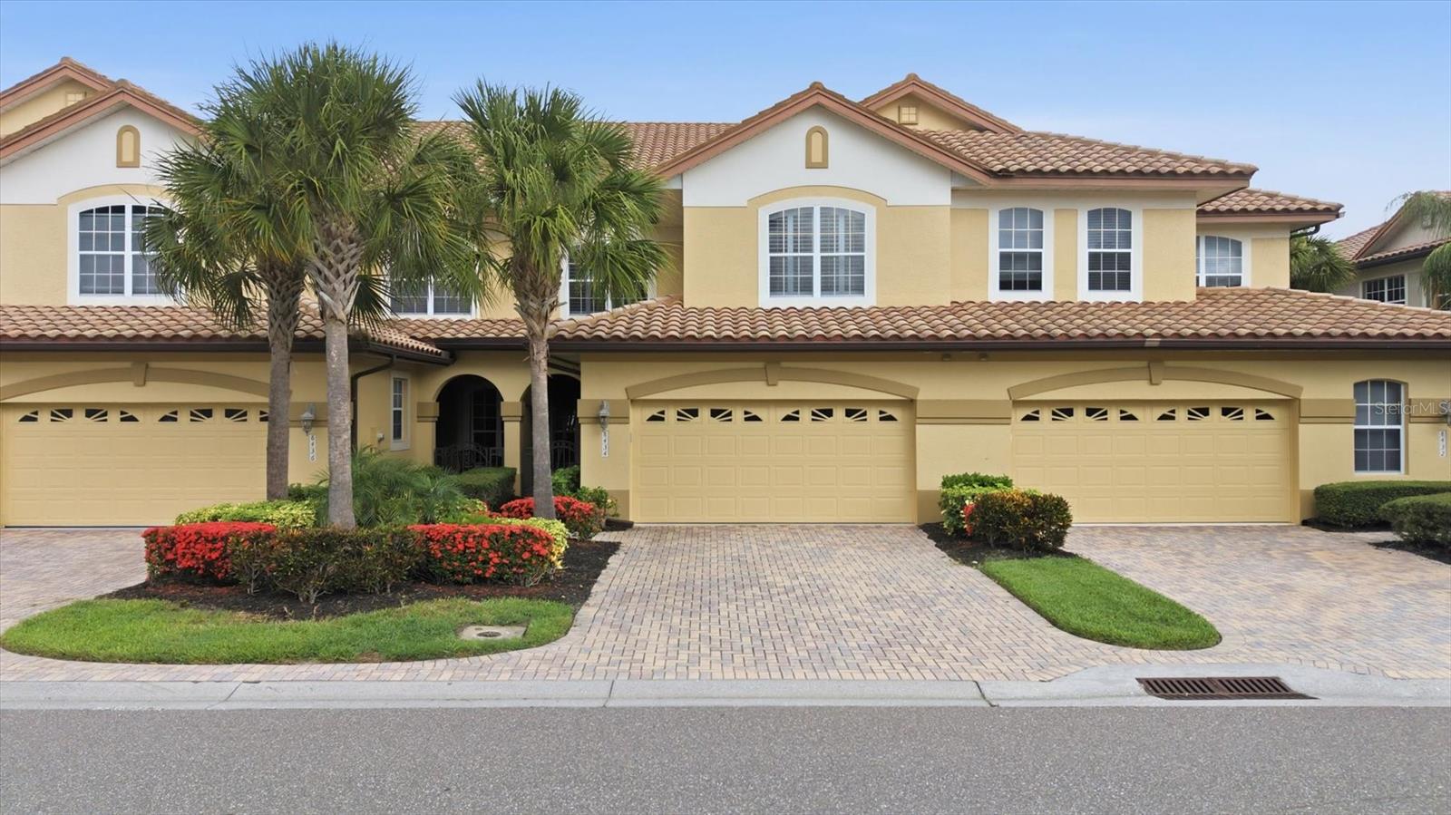 Townhouse in LAKEWOOD RANCH, FL - Daniel Dourado