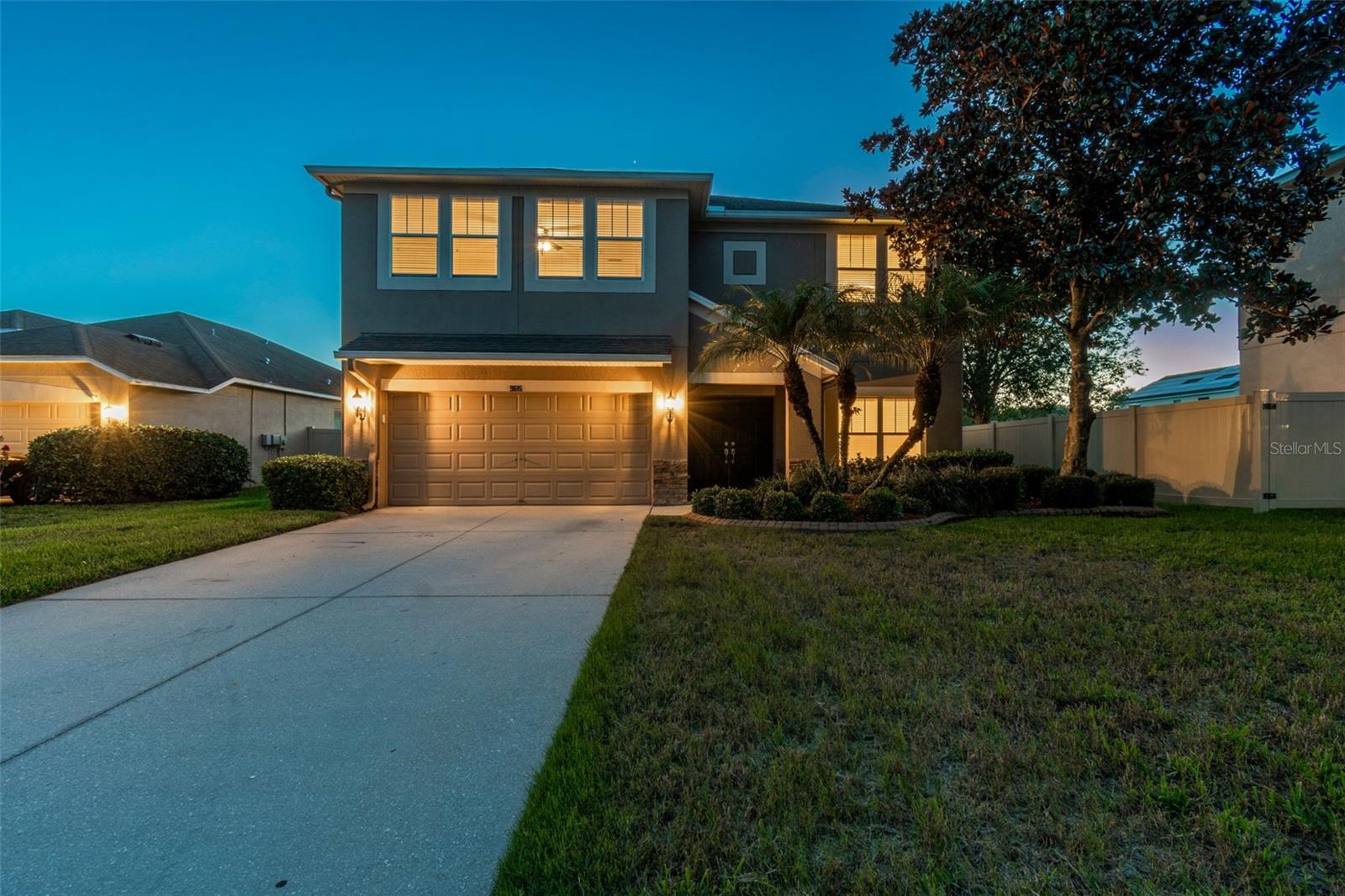Single Family Residence in LAND O LAKES, FL - Daniel Dourado