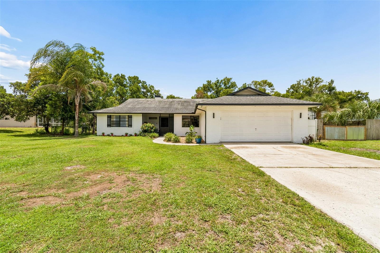 Single Family Residence in LAND O LAKES, FL - Daniel Dourado