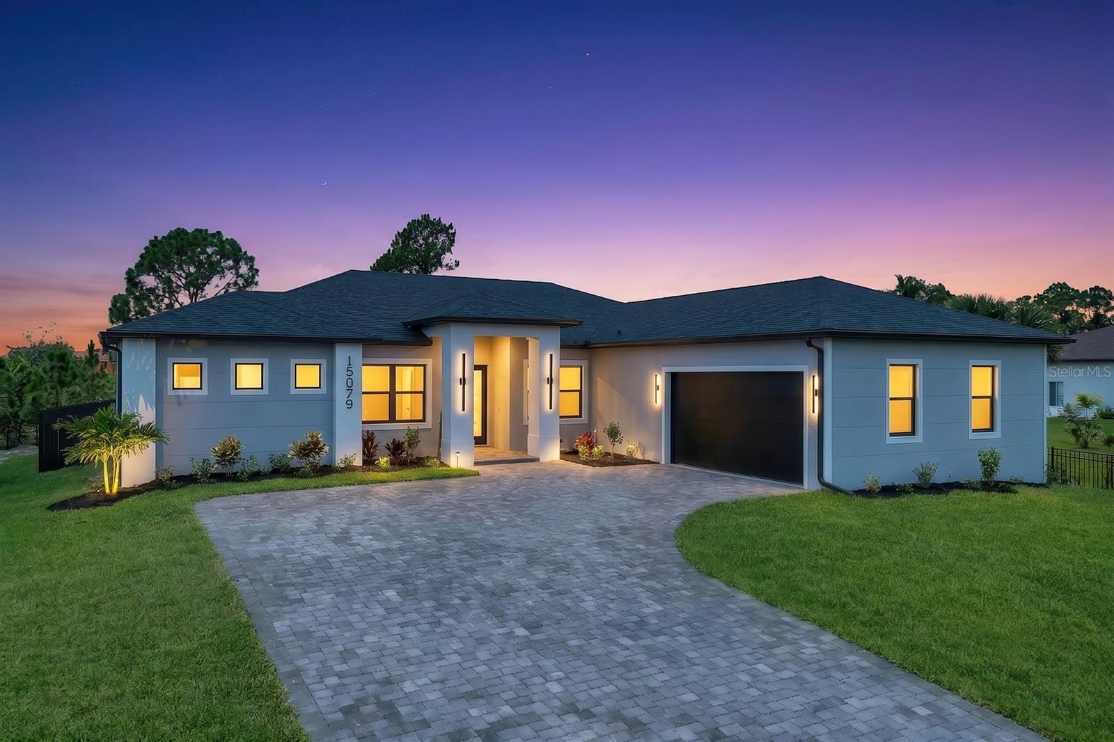 Single Family Residence in PORT CHARLOTTE, FL - Daniel Dourado