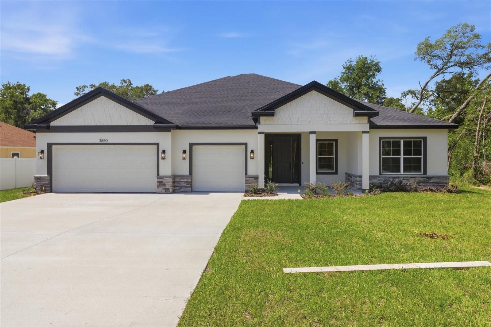 Single Family Residence in OCALA, FL - Daniel Dourado