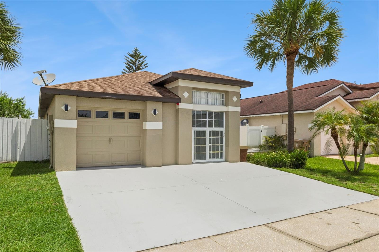 Single Family Residence em KISSIMMEE, FL - Daniel Dourado