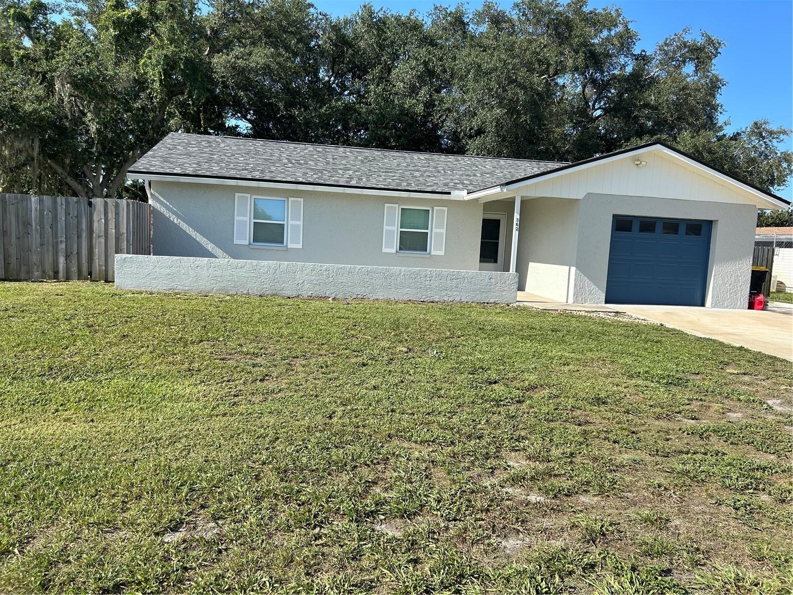 Single Family Residence em WINTER HAVEN, FL - Daniel Dourado