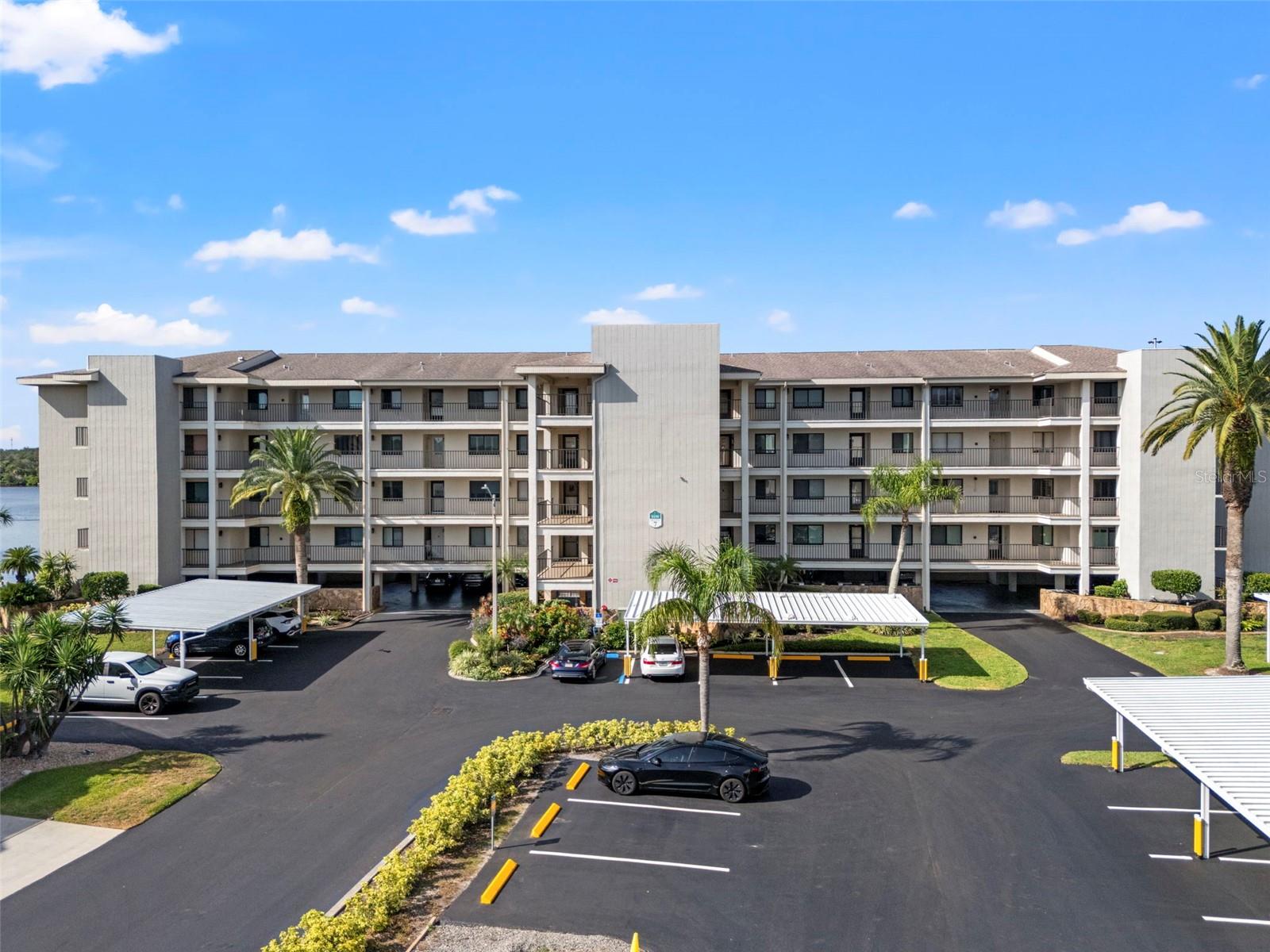 Condominium in PORT RICHEY, FL - Daniel Dourado