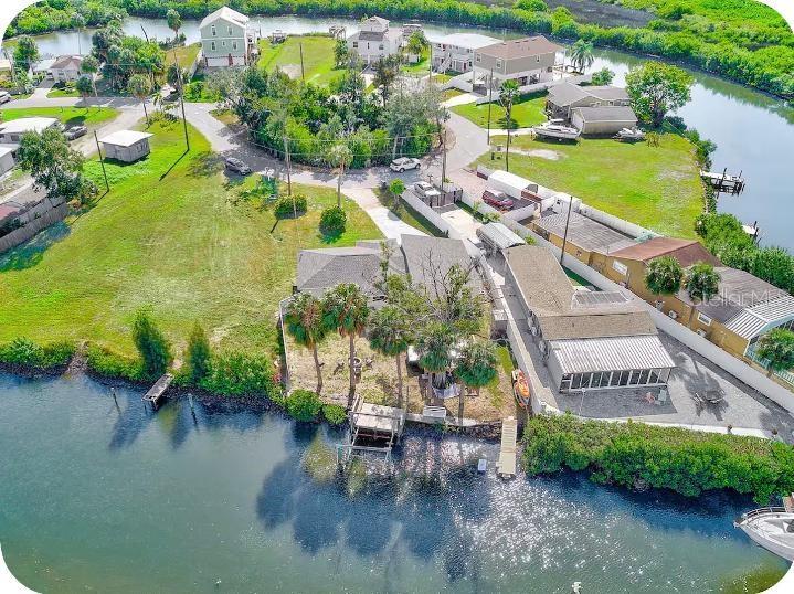 Single Family Residence em TAMPA, FL - Daniel Dourado
